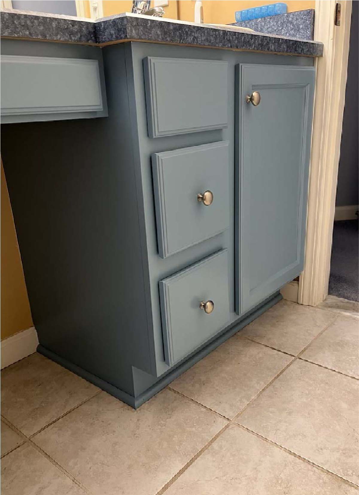 Right side picture of after cabinet